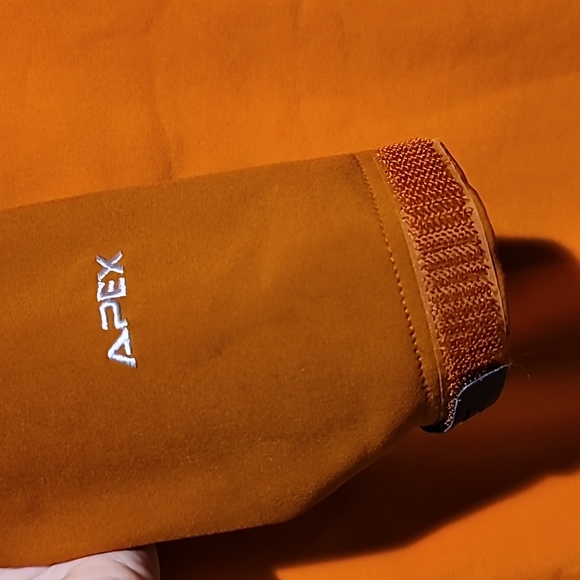 Like New The North Face Softshell Apex Jacket - Picture 4 of 7